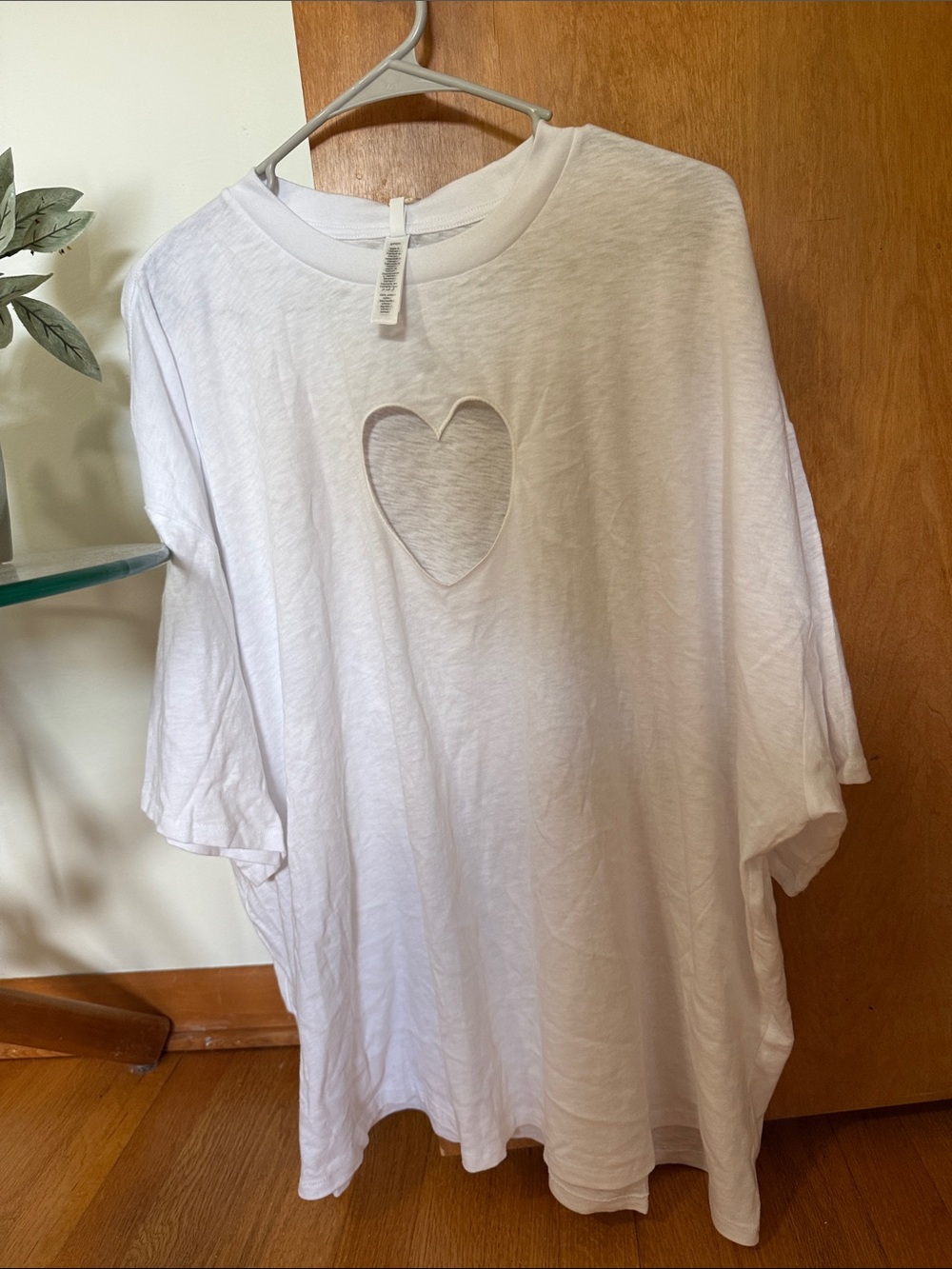 Skims White Women's Heart Cutout Tee